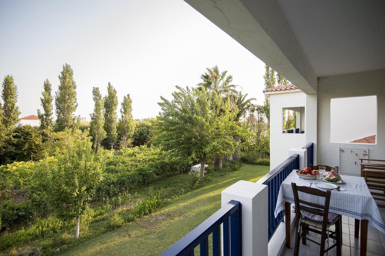 Eressos Ilios Apartments Skála Eresoú Esterno foto